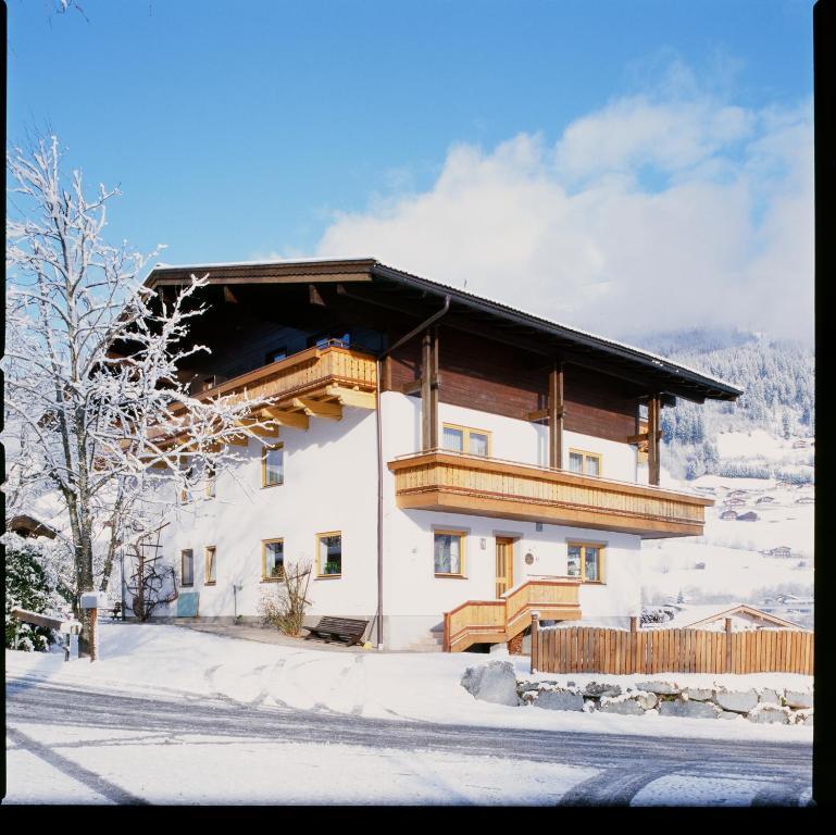Pension Kristall Bramberg am Wildkogel Exterior foto