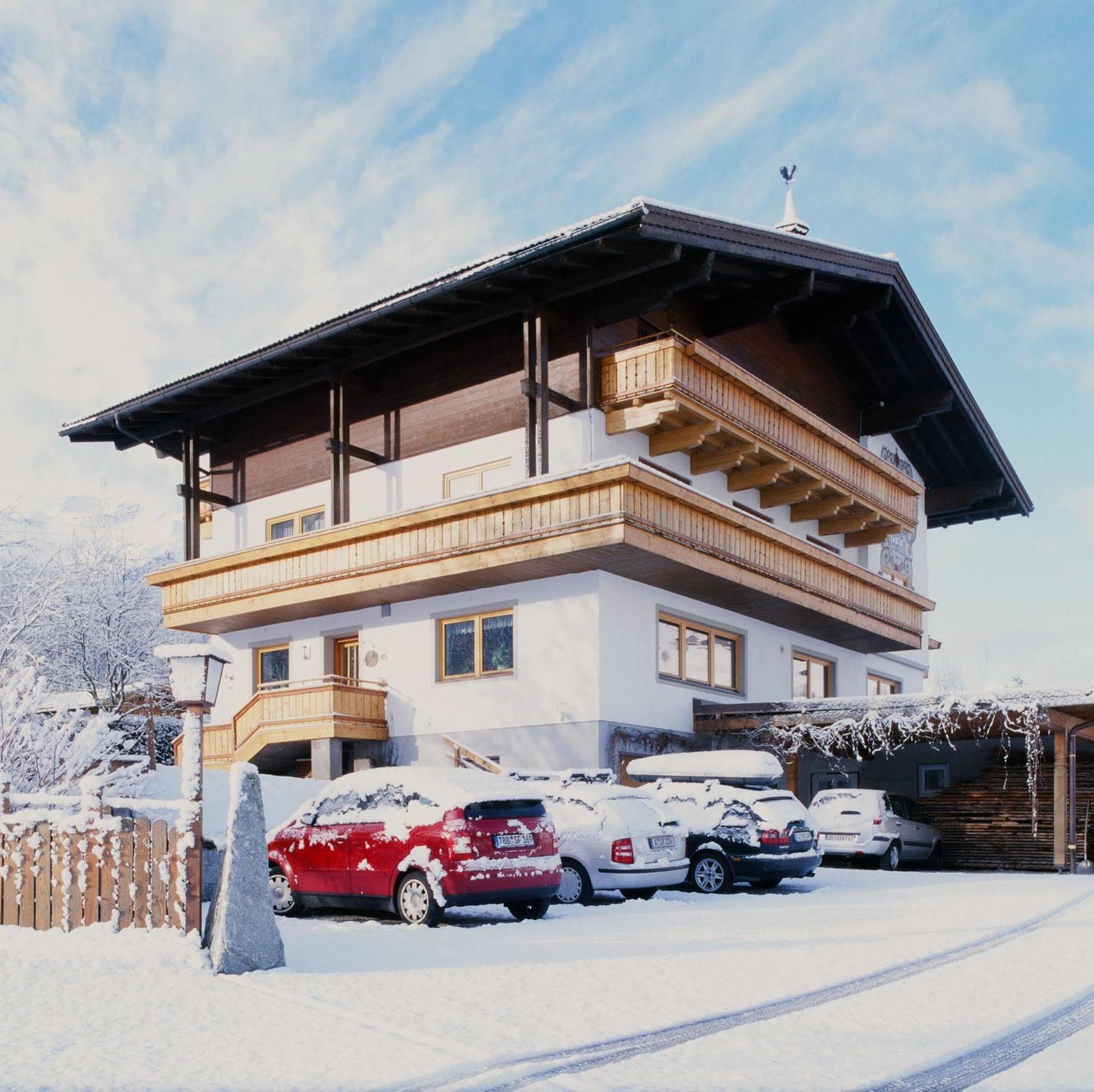 Pension Kristall Bramberg am Wildkogel Exterior foto